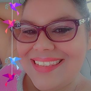 Meet your Posher, Kimberly